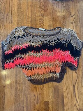 Vintage y2k vivid collection striped poncho crochet top